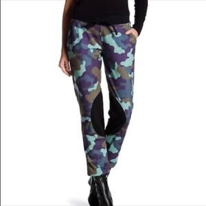 NWT PURPLE CAMO CAMOUFLAGE EQUESTRIAN JOGGERS S